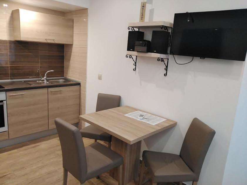 Apartmani Morovi Dvori Drage Eksteriør billede