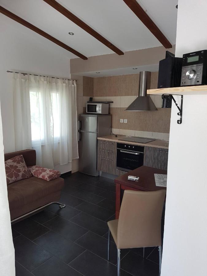 Apartmani Morovi Dvori Drage Eksteriør billede